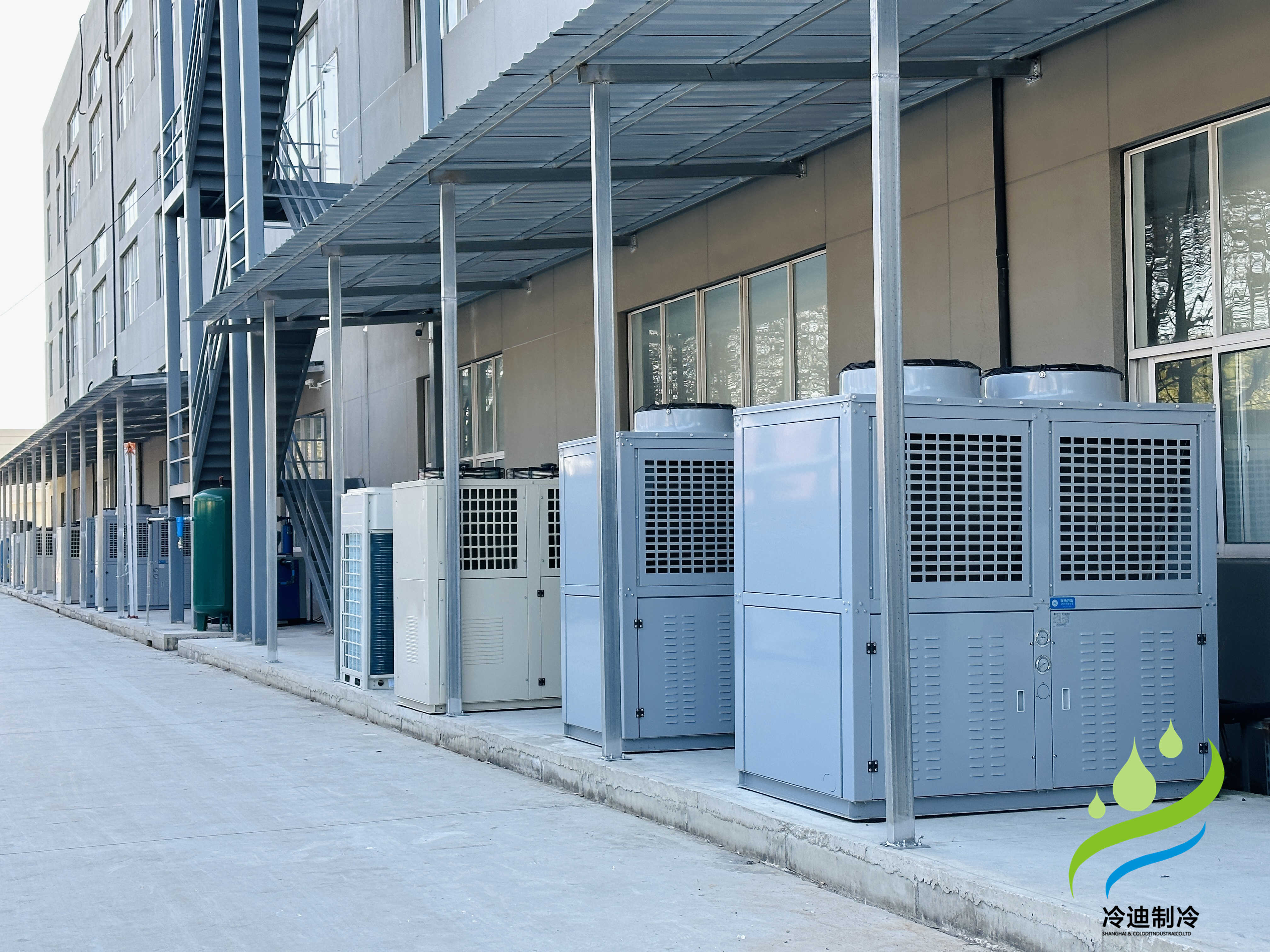 安裝一個(gè)變溫冷庫(kù)造價(jià)需要多少錢(qián)？