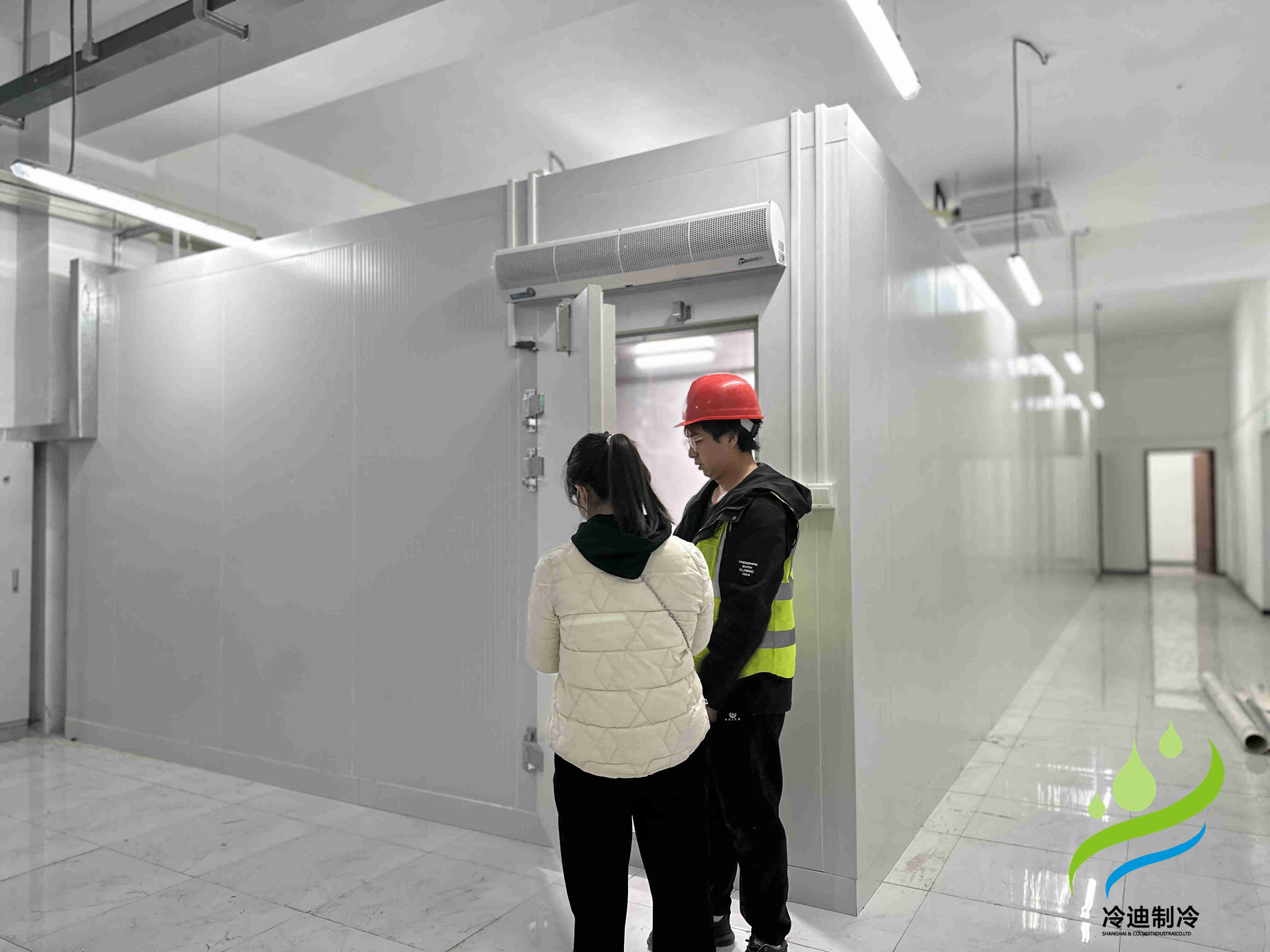 安裝一座標(biāo)準(zhǔn)化智慧醫(yī)藥冷庫造價(jià)多少錢？